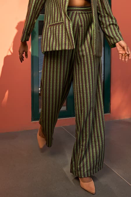 ZiP by Payal & Zinal Green Cotton Collared Old Money Stripe Print Blazer Trouser Set Online at Aza Fashions ZiP by Payal & Zinal_Green Cotton Collared Old Money Stripe Print Blazer Trouser Set _Online_at_Aza_Fashions