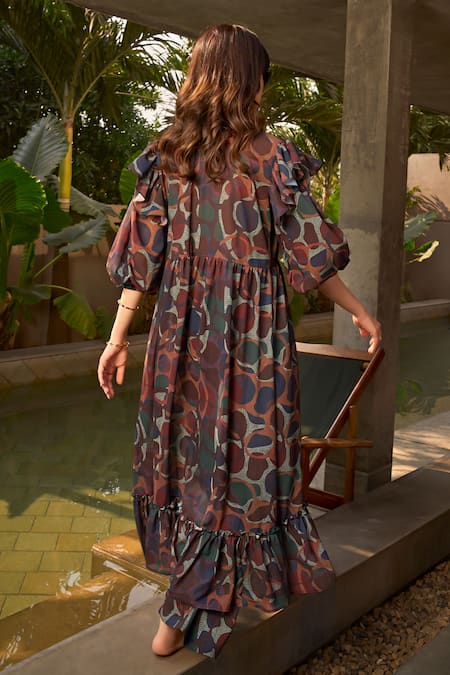 Shop ZiP by Payal & Zinal Blue Georgette Tassels Mandarin Collar Pool Party Printed Top And Pant Set at Aza Fashions Shop_ZiP by Payal & Zinal_Blue Georgette Tassels Mandarin Collar Pool Party Printed Top And Pant Set _at_Aza_Fashions