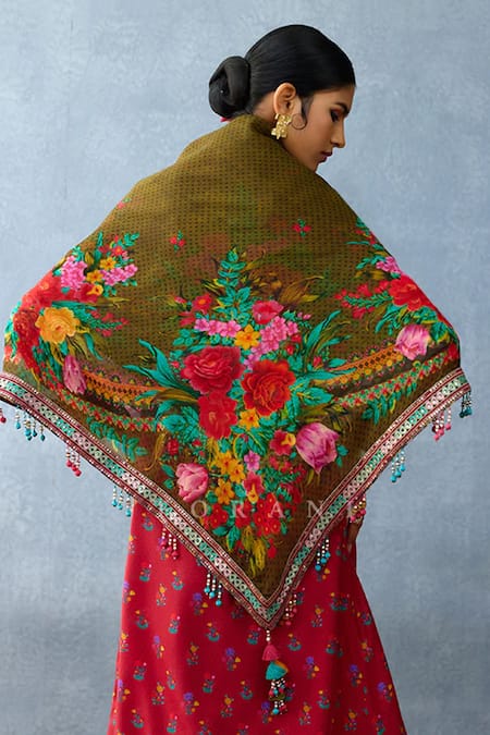 Shop Torani Green Embroidery, Tassels Dil Seher Aya Scarf at Aza Fashions Shop_Torani_Green Embroidery, Tassels Dil Seher Aya Scarf _at_Aza_Fashions