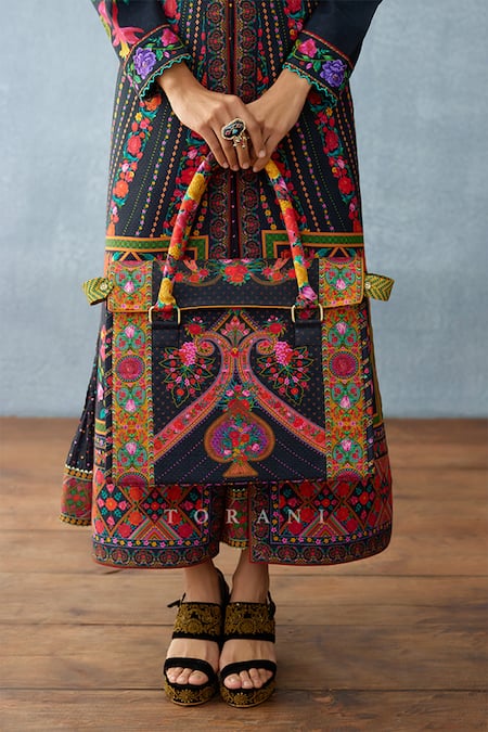 Buy Torani Black Embroidery Dil Shaad Aifa Handbag Online at Aza Fashions Buy_Torani_Black Embroidery Dil Shaad Aifa Handbag _Online_at_Aza_Fashions