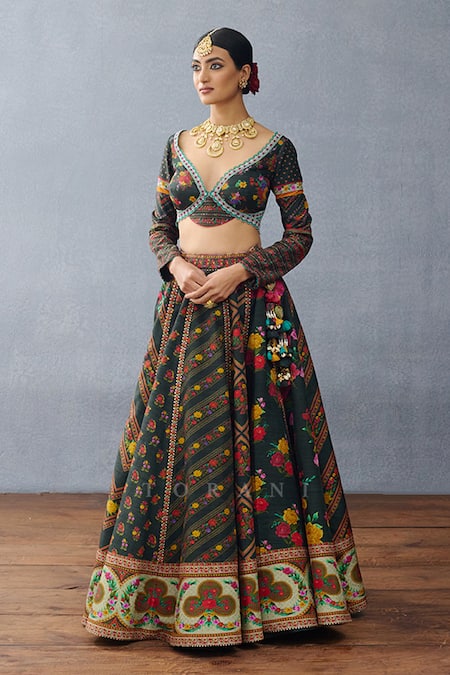 Torani Green Jersey Tassels, Embroidery Dil Shaad Rukmani Printed Lehenga Set Online at Aza Fashions Torani_Green Jersey Tassels, Embroidery Dil Shaad Rukmani Printed Lehenga Set _Online_at_Aza_Fashions