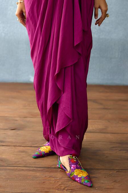 Buy_Torani_Purple Silk, Organza Embroidery Sweetheart Neck Dil Kusha Sakina Cape Set 