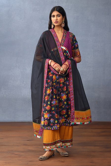 Shop Torani Black Cotton, Chanderi, Kota Doria Tassels, Dil Shaad Aafiya Printed Kurta Set at Aza Fashions Shop_Torani_Black Cotton, Chanderi, Kota Doria Tassels, Dil Shaad Aafiya Printed Kurta Set _at_Aza_Fashions