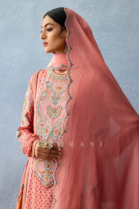 Buy_Torani_Pink Cotton, Chanderi Embroidery Dil Ruba Sufiya Floral Print Kurta Pant Set 