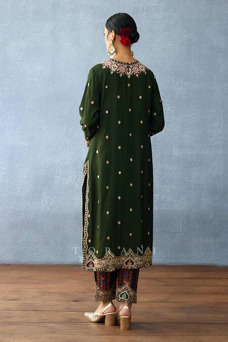 Shop Torani Green Silk Embroidery Round Neck Dil Shaad Urvi Printed Kurta Pant Set Online at Aza Fashions Shop_Torani_Green Silk Embroidery Round Neck Dil Shaad Urvi Printed Kurta Pant Set _Online_at_Aza_Fashions
