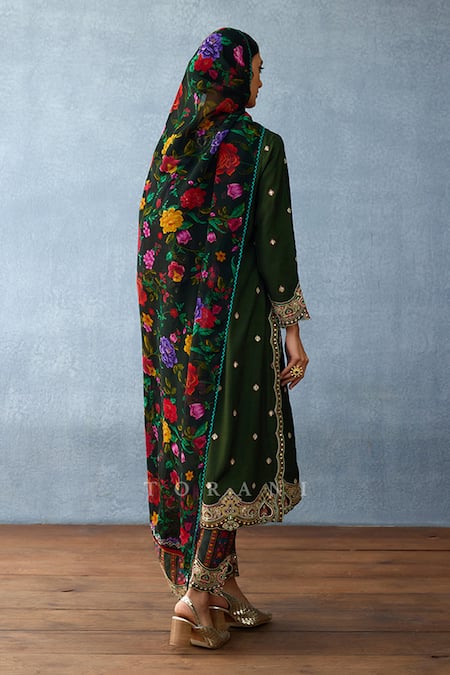 Shop Torani Green Silk Embroidery Round Neck Dil Shaad Urvi Printed Kurta Pant Set at Aza Fashions Shop_Torani_Green Silk Embroidery Round Neck Dil Shaad Urvi Printed Kurta Pant Set _at_Aza_Fashions