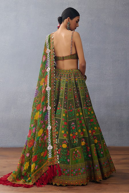 Shop Torani Green Organza, Jersey Embroidery, Dil Naaz Sakaria Floral Print Lehenga Set at Aza Fashions Shop_Torani_Green Organza, Jersey Embroidery, Dil Naaz Sakaria Floral Print Lehenga Set _at_Aza_Fashions