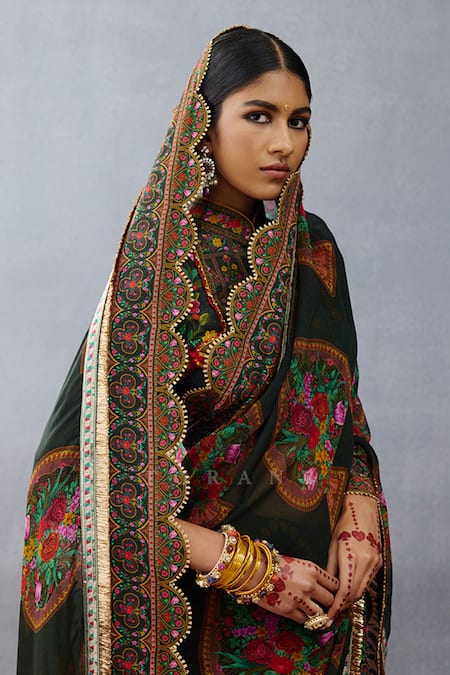 Torani Black Organza Embroidery Dil Shaad Aiman Blossom Print Saree at Aza Fashions Torani_Black Organza Embroidery Dil Shaad Aiman Blossom Print Saree _at_Aza_Fashions