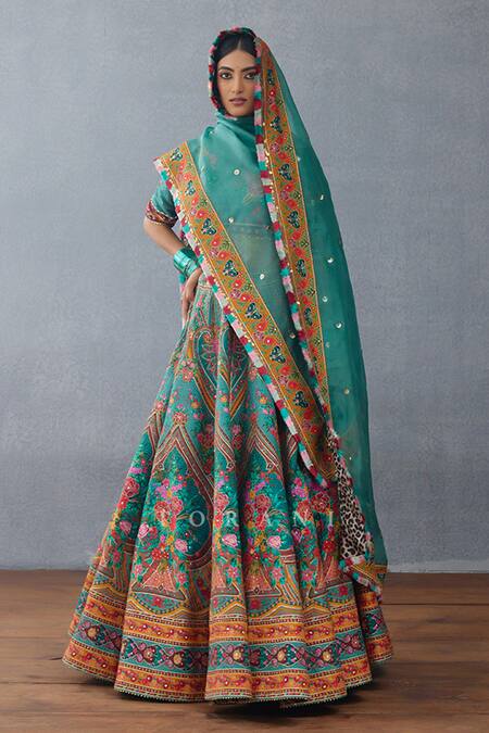 Buy Torani Green Silk, Organza Embroidery, Sequins, Dil Nawaz Iram Print Lehenga Set Buy_Torani_Green Silk, Organza Embroidery, Sequins, Dil Nawaz Iram Print Lehenga Set