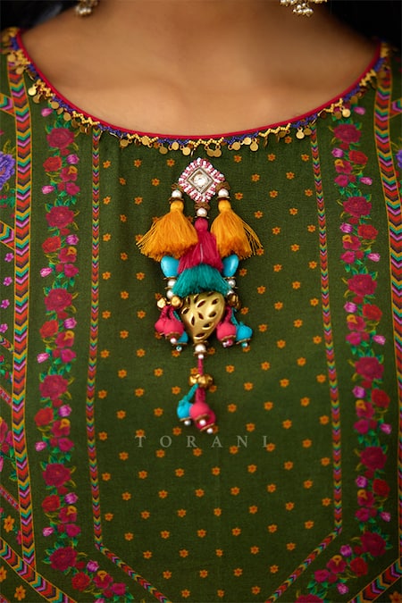 Buy Torani Green Chanderi Tassels Round Neck Dil Saaz Ava Phoolkari Print Kaftan With Pant Buy_Torani_Green Chanderi Tassels Round Neck Dil Saaz Ava Phoolkari Print Kaftan With Pant
