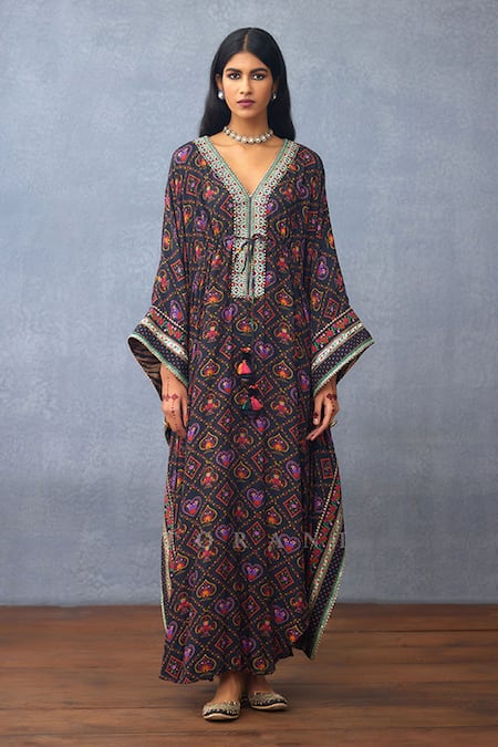 Torani Black Muslin, Silk Gota Patti, Tassels Dil Shaad Arza Spade And Heart Print Kaftan at Aza Fashions Torani_Black Muslin, Silk Gota Patti, Tassels Dil Shaad Arza Spade And Heart Print Kaftan _at_Aza_Fashions