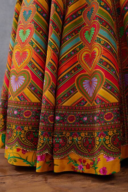 Torani Red Organza, Jersey Beads, Embroidery, Dil Rang Haniya Print Bridal Lehenga Set Online at Aza Fashions Torani_Red Organza, Jersey Beads, Embroidery, Dil Rang Haniya Print Bridal Lehenga Set _Online_at_Aza_Fashions