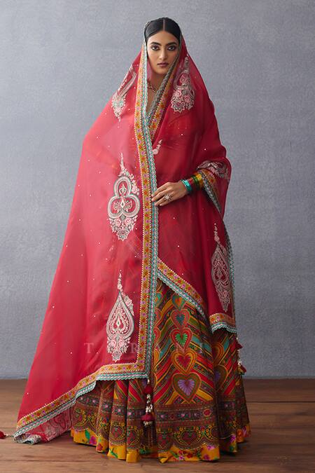 Torani Red Organza, Jersey Beads, Embroidery, Dil Rang Haniya Print Bridal Lehenga Set at Aza Fashions Torani_Red Organza, Jersey Beads, Embroidery, Dil Rang Haniya Print Bridal Lehenga Set _at_Aza_Fashions