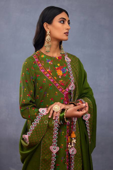 Shop Torani Green Handloom Cotton, Chanderi Tassels, Dil Saaz Aaliyah Printed Angarkha Set Shop_Torani_Green Handloom Cotton, Chanderi Tassels, Dil Saaz Aaliyah Printed Angarkha Set