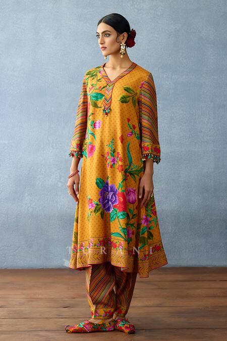 Buy Torani Yellow Cotton, Silk Embroidery, Lace, Tassels Dil Seher Faiza Print Kurta Set Online at Aza Fashions Buy_Torani_Yellow Cotton, Silk Embroidery, Lace, Tassels Dil Seher Faiza Print Kurta Set _Online_at_Aza_Fashions