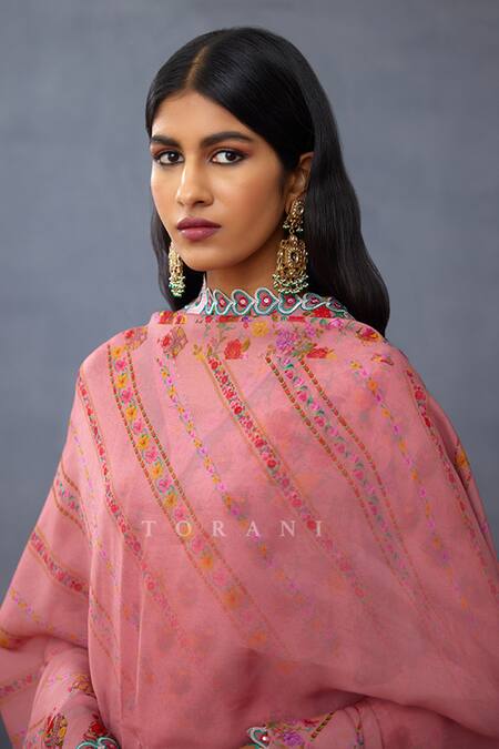 Shop Torani Pink Cotton, Silk Embroidery, Applique, Lace Dil Ruba Hiba Print Kurta Set Online at Aza Fashions Shop_Torani_Pink Cotton, Silk Embroidery, Applique, Lace Dil Ruba Hiba Print Kurta Set _Online_at_Aza_Fashions