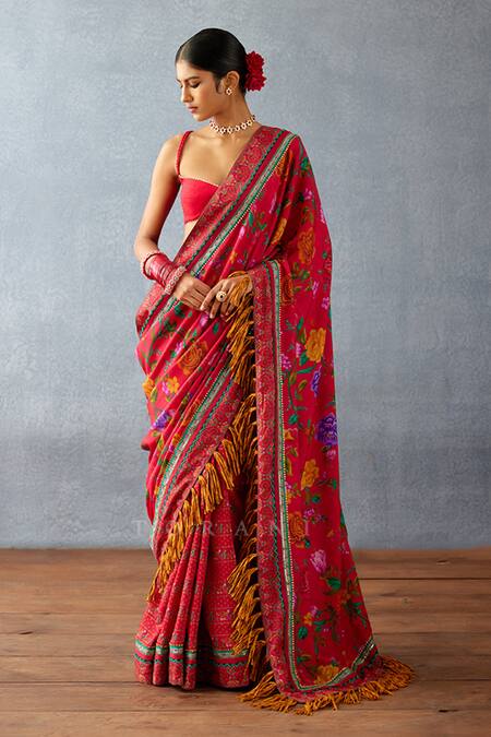 Torani Red Silk Tassels Dil Surkh Gazal Floral Print Saree Online at Aza Fashions Torani_Red Silk Tassels Dil Surkh Gazal Floral Print Saree _Online_at_Aza_Fashions