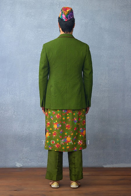 Shop Torani Green Muslin, Silk Embroidery Dil Saaz Mazin Embossed Jacket And Angarkha Set Online at Aza Fashions Shop_Torani_Green Muslin, Silk Embroidery Dil Saaz Mazin Embossed Jacket And Angarkha Set _Online_at_Aza_Fashions