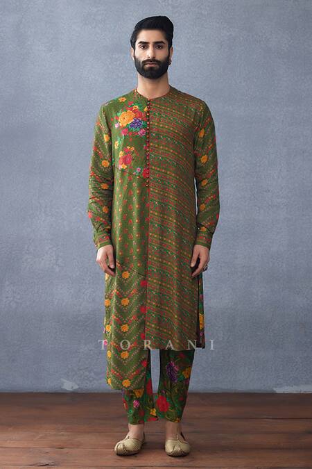 Shop Torani Green Jersey, Silk Embroidery Dil Saaz Fadi Print Kurta Set Shop_Torani_Green Jersey, Silk Embroidery Dil Saaz Fadi Print Kurta Set