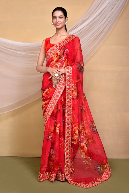 Nazaakat by Samara Singh Pink Georgette Embroidered Flower Pattern Saree With Unstitched Blouse Piece
