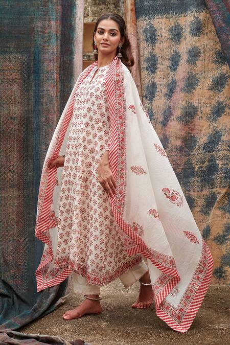 Buy_Karaj Jaipur_Red Chanderi, Cotton Gota Patti, Embroidery Split Butti Print Kurta Pant Set_Online_at_Aza_Fashions