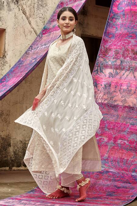 Shop_Karaj Jaipur_Ivory Chanderi, Cotton, Chiffon Embroidery Split V-neck Kurta Pant Set_Online_at_Aza_Fashions