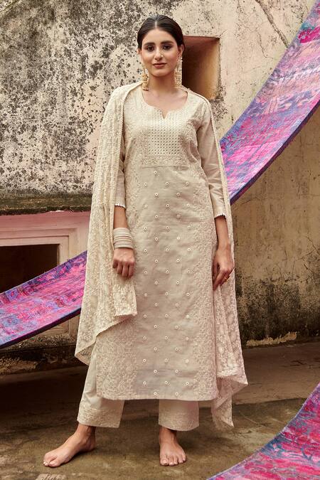 Shop_Karaj Jaipur_Ivory Kurta Chanderi Embroidered Chikankari Notched Set _Online_at_Aza_Fashions