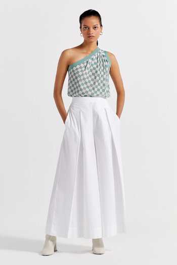Three White Poplin Plain Inverted Box Pleated Flared Pant Online at Aza Fashions Three_White Poplin Plain Inverted Box Pleated Flared Pant _Online_at_Aza_Fashions