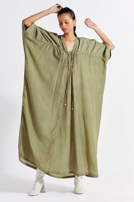 Three Green Poplin V-neck V Kaftan Online at Aza Fashions Three_Green Poplin V-neck V Kaftan _Online_at_Aza_Fashions