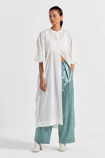 Three White , Handloom Embroidery Collared Solid Pintucked Kaftan Online at Aza Fashions Three_White , Handloom Embroidery Collared Solid Pintucked Kaftan _Online_at_Aza_Fashions