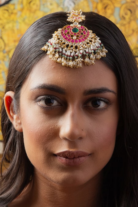 Preeti Mohan Anaya Chaand Kundan Embellished Maangtikka 
