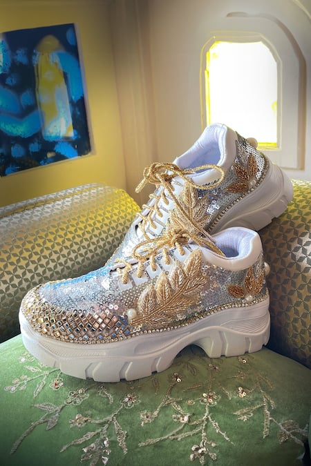 Buy Chal Jooti Gold Crystals, Sequins Maghumalti Her Highness Embellished Shoes Online at Aza Fashions Buy_Chal Jooti_Gold Crystals, Sequins Maghumalti Her Highness Embellished Shoes _Online_at_Aza_Fashions