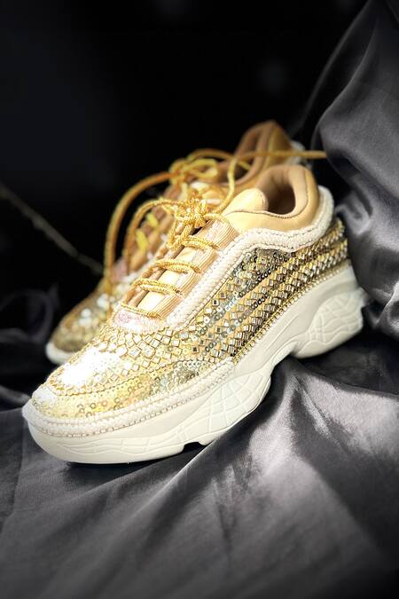 Shop Chal Jooti Gold Aztec Sands Embellished Shoes Online at Aza Fashions Shop_Chal Jooti_Gold Aztec Sands Embellished Shoes_Online_at_Aza_Fashions