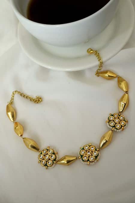 Shop Do Taara Gold Plated Floral Kundan Unit Choker at Aza Fashions Shop_Do Taara_Gold Plated Floral Kundan Unit Choker _at_Aza_Fashions