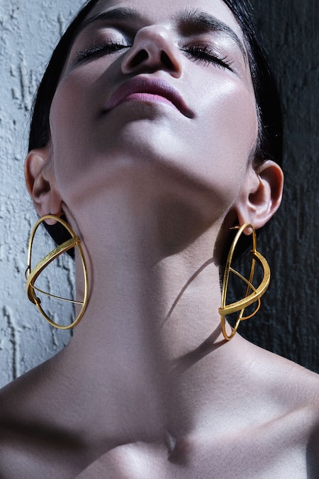 DE'ANMA Qinisa Earrings 