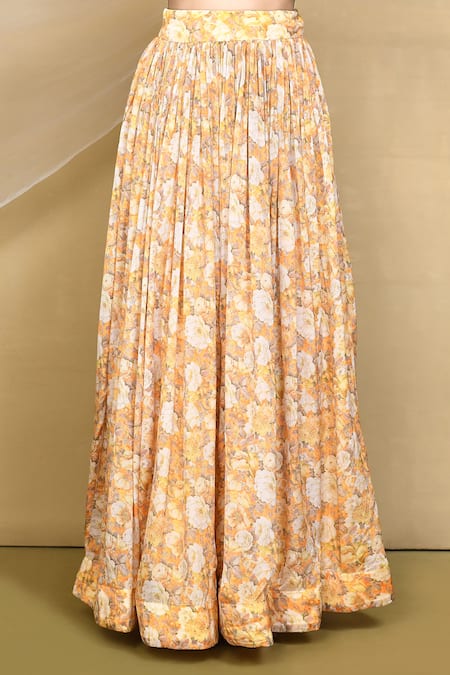 Samyukta Singhania_Yellow Chiffon Embroidery Round Neck Floral Print Gathered Lehenga Set _Online_at_Aza_Fashions