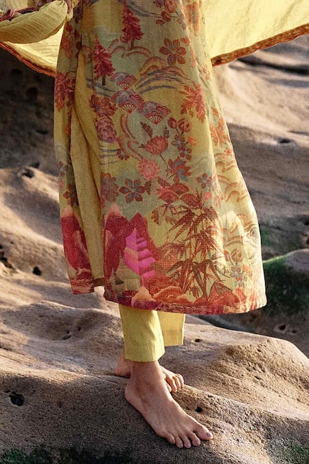 Saundh_Green Muslin, Satin, Beads, Imara Botanical Print Kurta Set_Online_at_Aza_Fashions