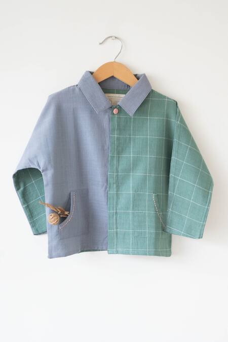 Love The World Today Grey Handloom Cotton Holding Hands Shirt Online at Aza Fashions Love The World Today_Grey Handloom Cotton Holding Hands Shirt _Online_at_Aza_Fashions