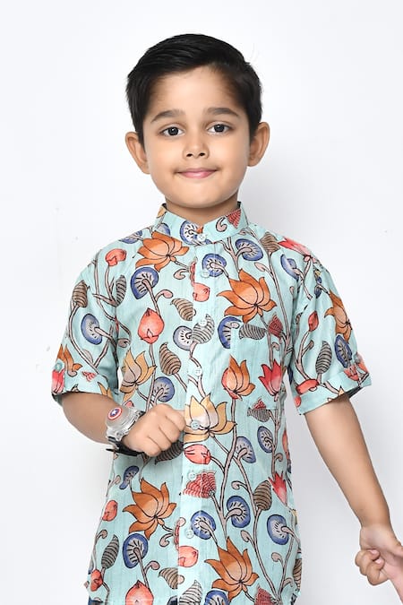 Samyukta Singhania_Blue Cotton Floral Pattern Half Sleeve Shirt _Online_at_Aza_Fashions