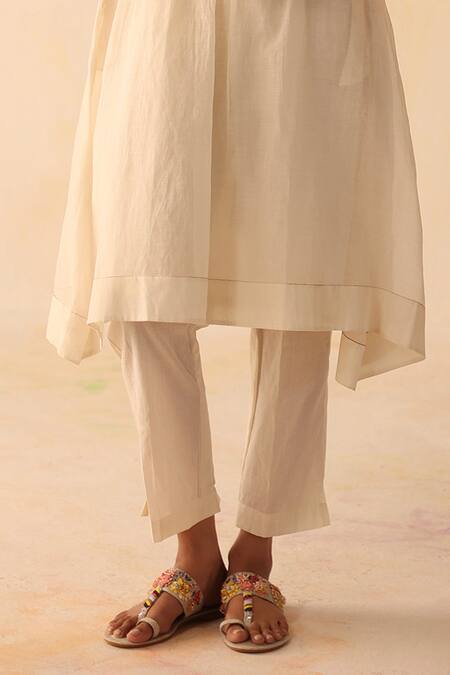 Begum Ivory Chanderi Silk, Cotton Embroidery, Zari, Tassels Round Aqsa Hand Kurta Set Online at Aza Fashions Begum_Ivory Chanderi Silk, Cotton Embroidery, Zari, Tassels Round Aqsa Hand Kurta Set _Online_at_Aza_Fashions