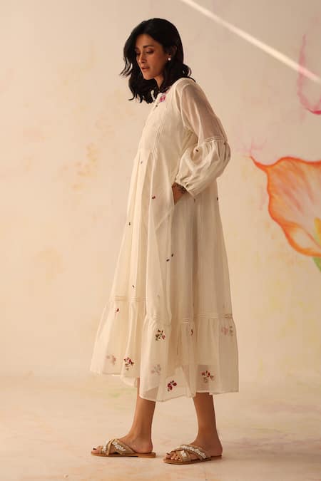 Begum Ivory Chanderi, Cotton Embroidery Split V-neck Chinaar Hand Dress With Slip Online at Aza Fashions Begum_Ivory Chanderi, Cotton Embroidery Split V-neck Chinaar Hand Dress With Slip _Online_at_Aza_Fashions