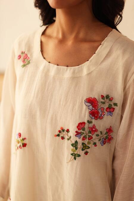 Shop Begum Ivory Chanderi, Cotton Sequins, Beads, Fariha Hand Embroidered Dress With Slip Online at Aza Fashions Shop_Begum_Ivory Chanderi, Cotton Sequins, Beads, Fariha Hand Embroidered Dress With Slip _Online_at_Aza_Fashions