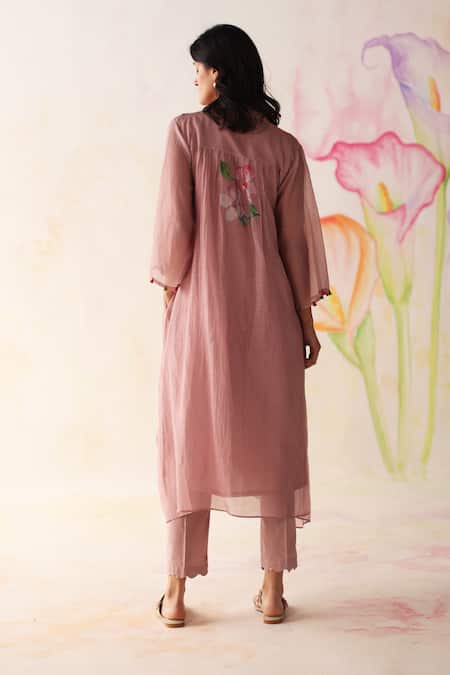 Shop Begum Pink Chanderi Silk, Cotton Embroidery Split V-neck Kesar Hand Kurta Set at Aza Fashions Shop_Begum_Pink Chanderi Silk, Cotton Embroidery Split V-neck Kesar Hand Kurta Set _at_Aza_Fashions