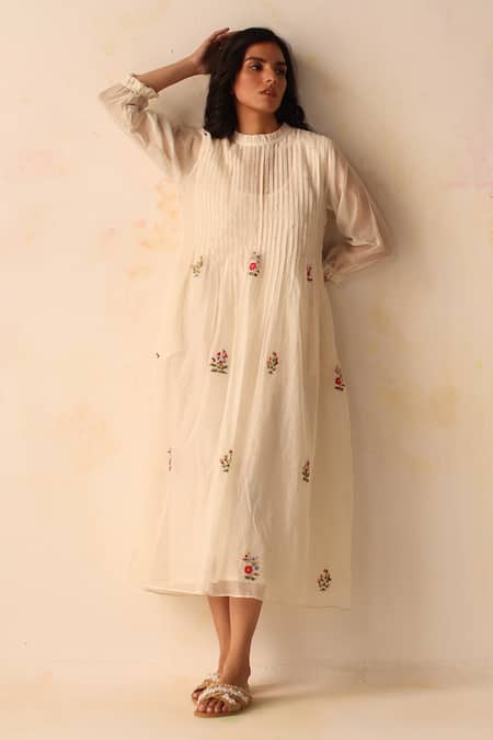 Shop Begum Ivory Chanderi, Cotton Embroidery High Neck Khubani Hand Dress With Slip Online at Aza Fashions Shop_Begum_Ivory Chanderi, Cotton Embroidery High Neck Khubani Hand Dress With Slip _Online_at_Aza_Fashions