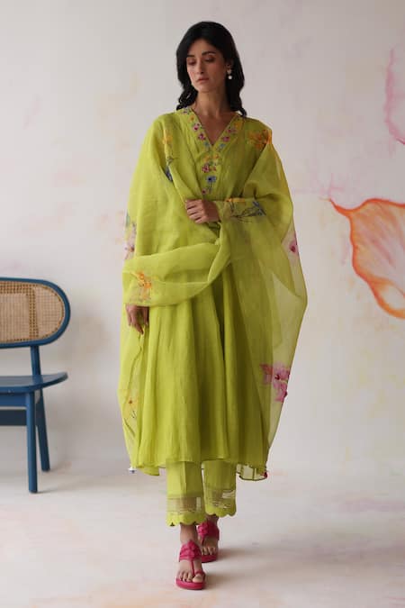 Begum Green Silk, Cotton, Beads, Applique, Floral Kurta Set Online at Aza Fashions Begum_Green Silk, Cotton, Beads, Applique, Floral Kurta Set _Online_at_Aza_Fashions