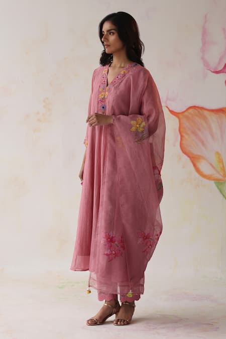 Begum Peach Silk, Cotton, Beads, Embroidery Kinza Floral Kurta Set Online at Aza Fashions Begum_Peach Silk, Cotton, Beads, Embroidery Kinza Floral Kurta Set _Online_at_Aza_Fashions