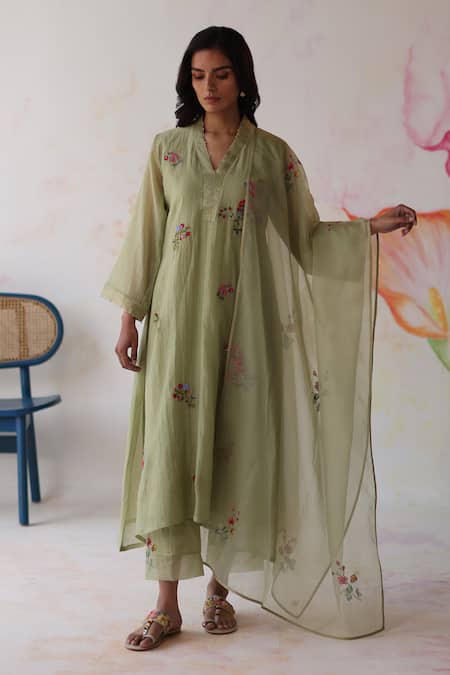 Buy Begum Green Chanderi Silk, Cotton, Organza Sequins, Nishat Hand Embroidered Kurta Set Online at Aza Fashions Buy_Begum_Green Chanderi Silk, Cotton, Organza Sequins, Nishat Hand Embroidered Kurta Set _Online_at_Aza_Fashions