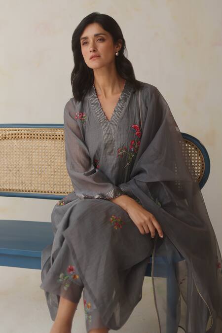 Shop_Begum_Grey Chanderi Silk, Cotton, Organza Embroidery, Nishat Floral Kurta Set _Online_at_Aza_Fashions
