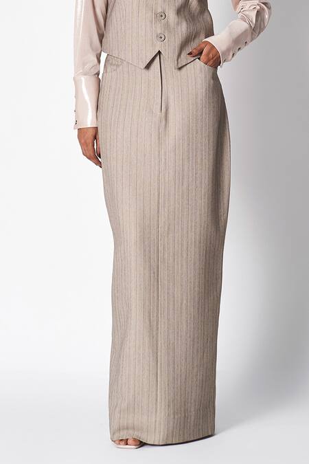 Shop 431-88 By Shweta Kapur Grey Suede Stripe Pattern Long Skirt Online at Aza Fashions Shop_431-88 By Shweta Kapur_Grey Suede Stripe Pattern Long Skirt _Online_at_Aza_Fashions
