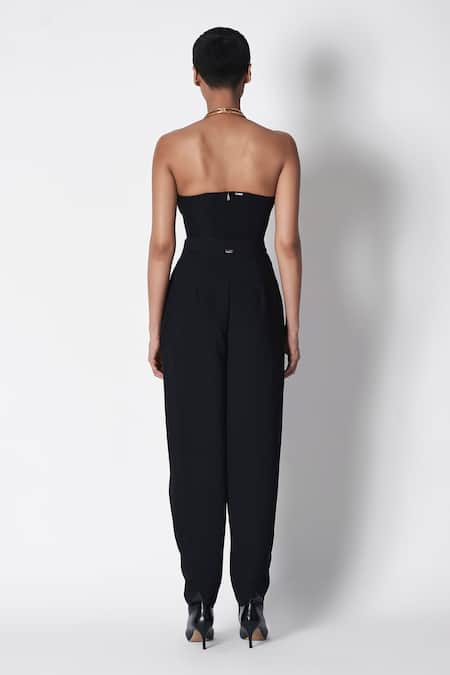 Shop 431-88 By Shweta Kapur Black Microfiber Chains V-neck Karina Embellished Corset at Aza Fashions Shop_431-88 By Shweta Kapur_Black Microfiber Chains V-neck Karina Embellished Corset _at_Aza_Fashions